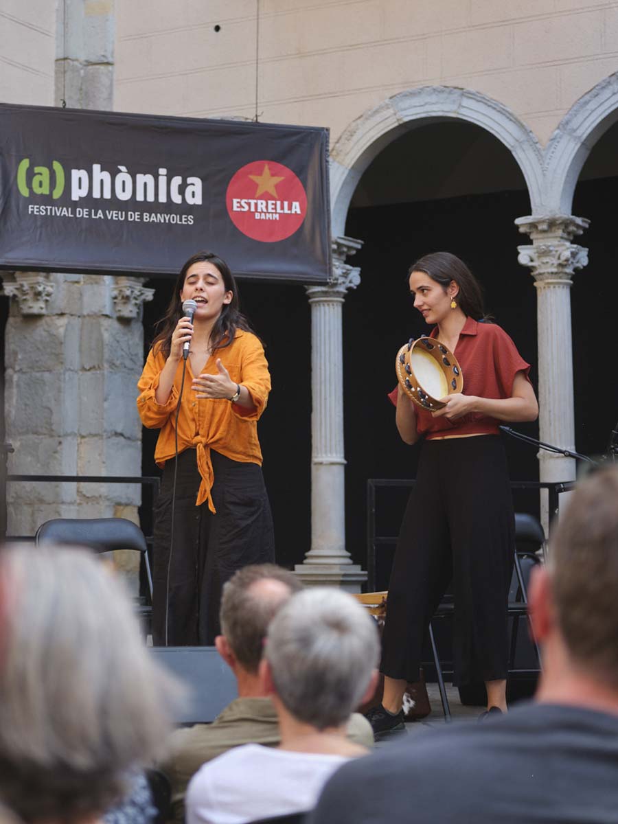 aphonica